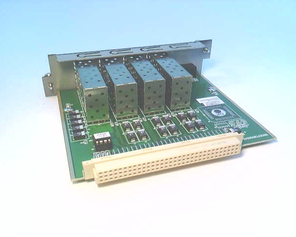 COMNET CWGE2FE24MOD/8SFP