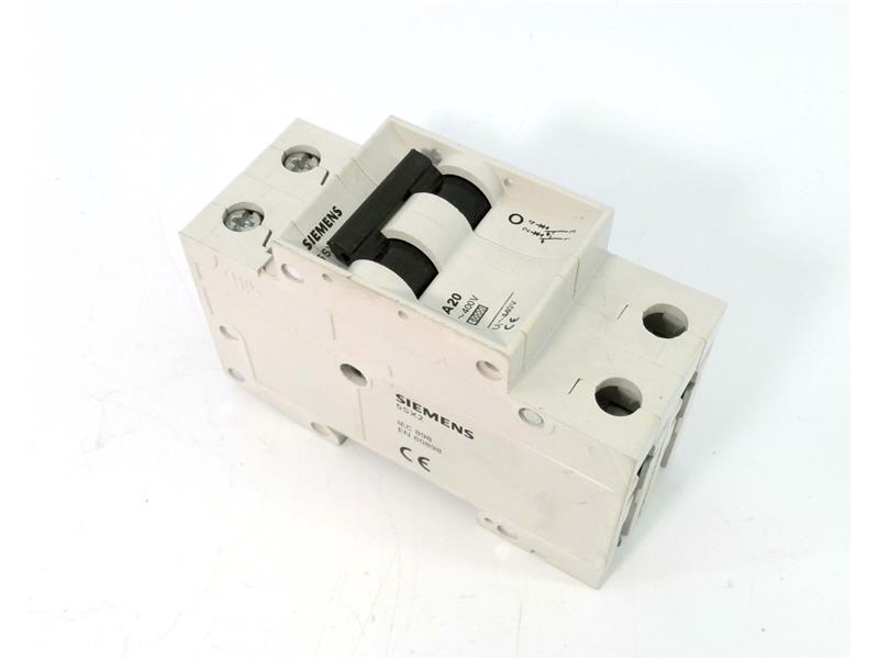 SIEMENS 5SX2220-5