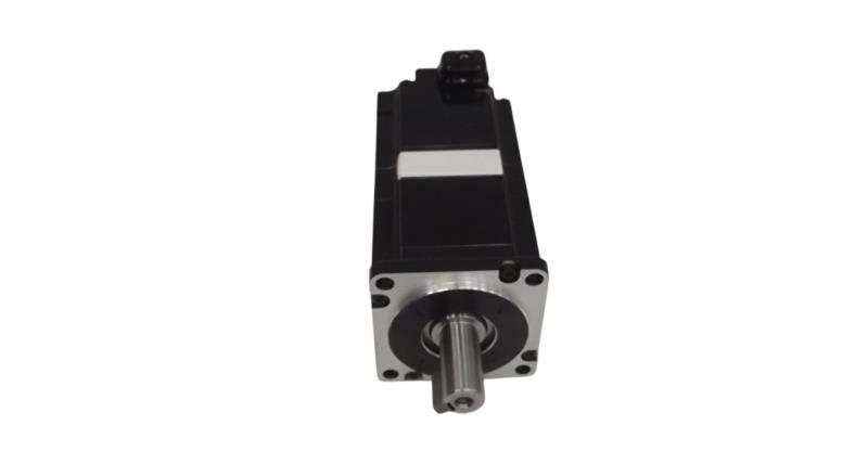YASKAWA ELECTRIC SGM7A-04A7D6C