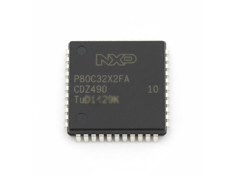 NXP SEMICONDUCTOR P80C32X2FA512