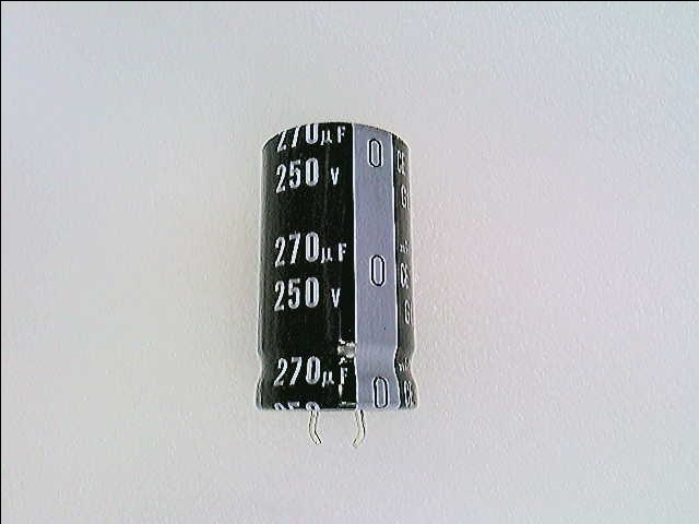 NICHICON LGU2E271MELY