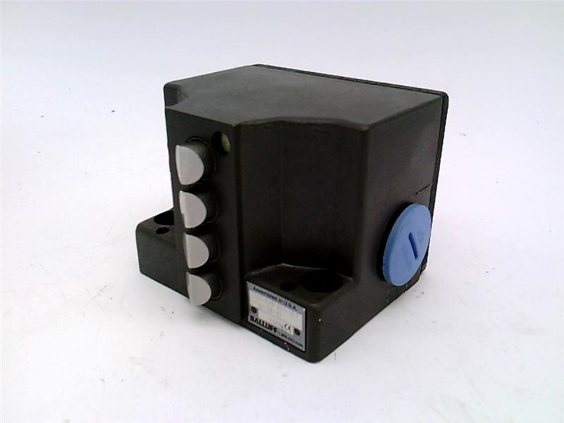 BALLUFF BNS 819-B04-D12-61-12-10