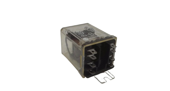 ALLEN BRADLEY 700-HHF62A24