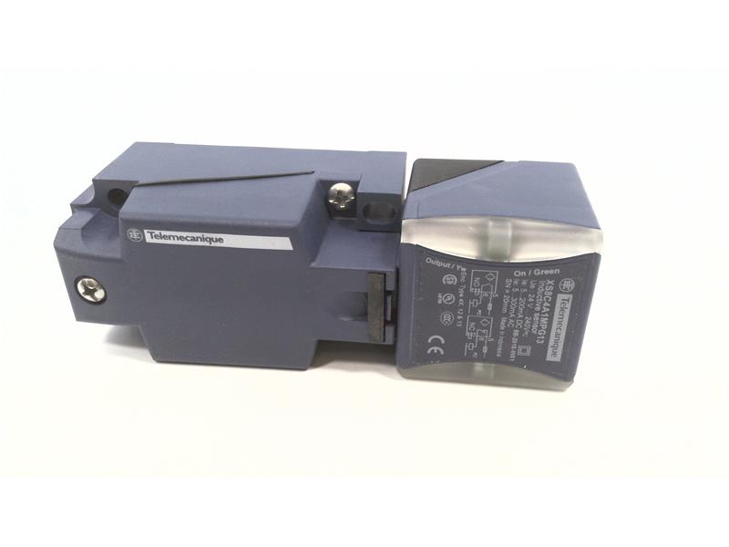 TELEMECANIQUE SENSORS XS8C4A1MPG13