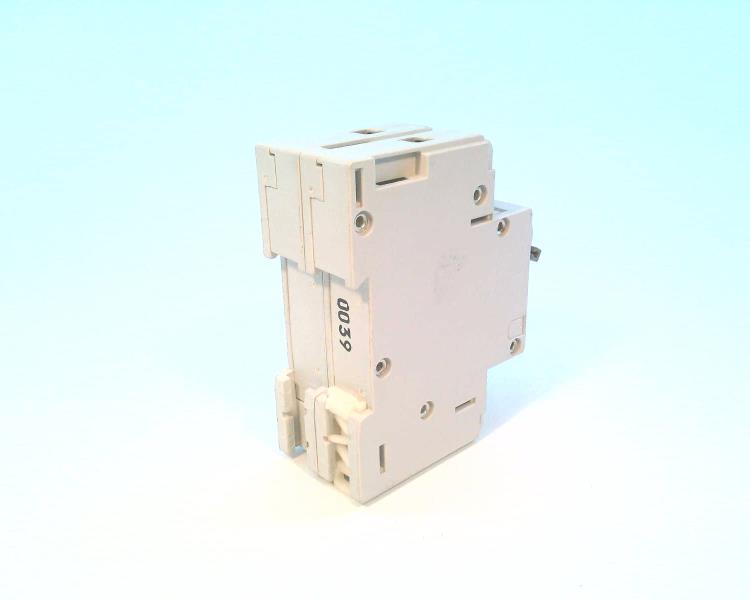 ALLEN BRADLEY 1492-CB2G120