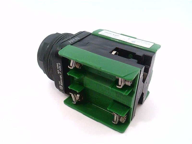 ALLEN BRADLEY 800H-AR2BP