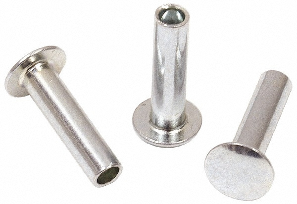 /XTM312016SZ/P100 por RIVET KING