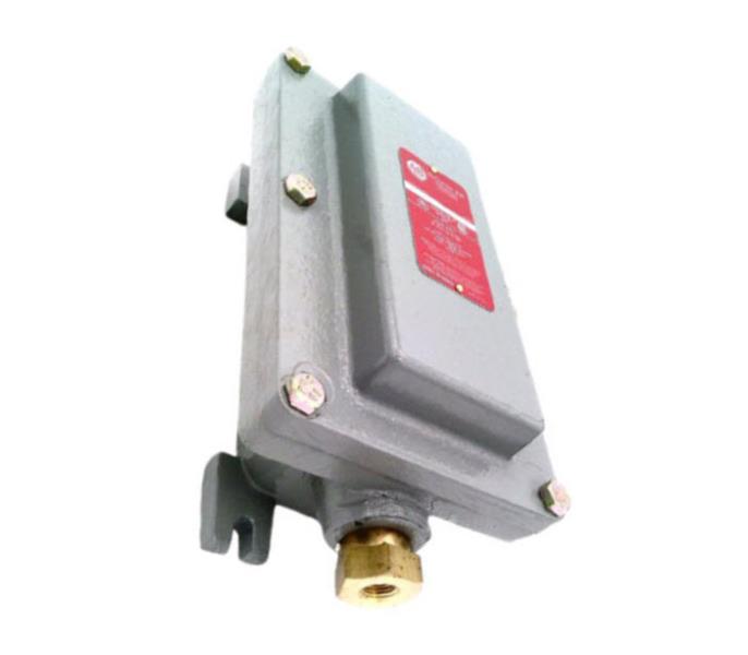 ALLEN BRADLEY 836-C2E