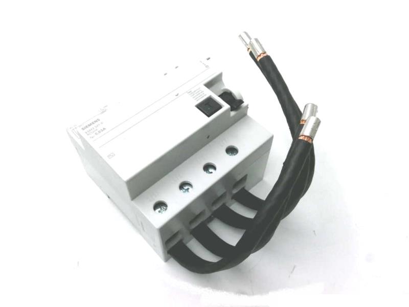 SIEMENS 5SM23470