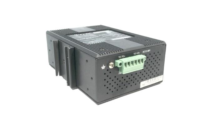 ADVANTECH EKI-2748CI