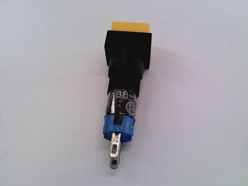 IDEC AB8H-M1-Y