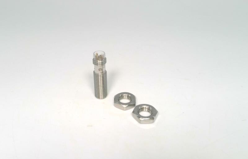 BALLUFF BES M08EC-POC20B-S49G