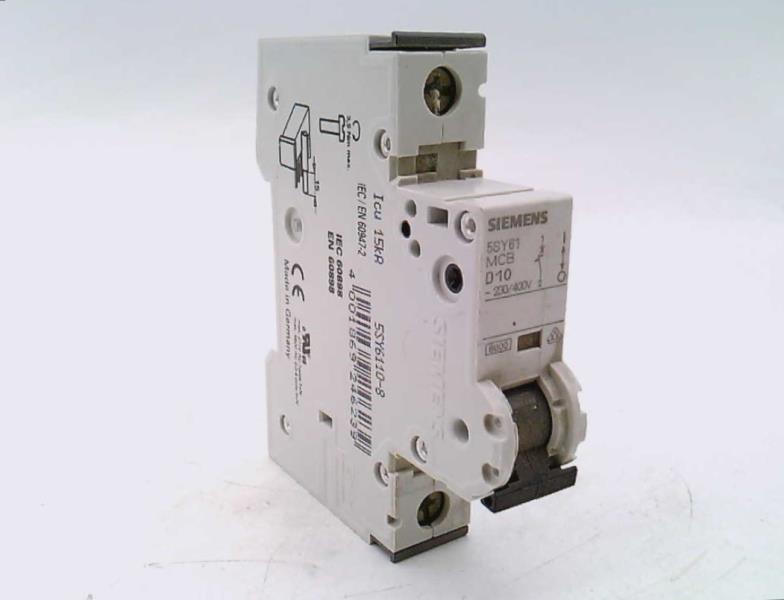 SIEMENS 5SY6110-8