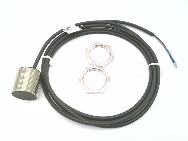 BALLUFF BES M30MD-NSC10B-BP02-003