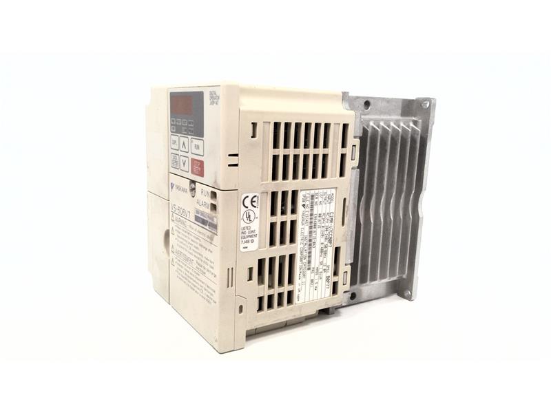 YASKAWA ELECTRIC CIMR-V7CCB0P7
