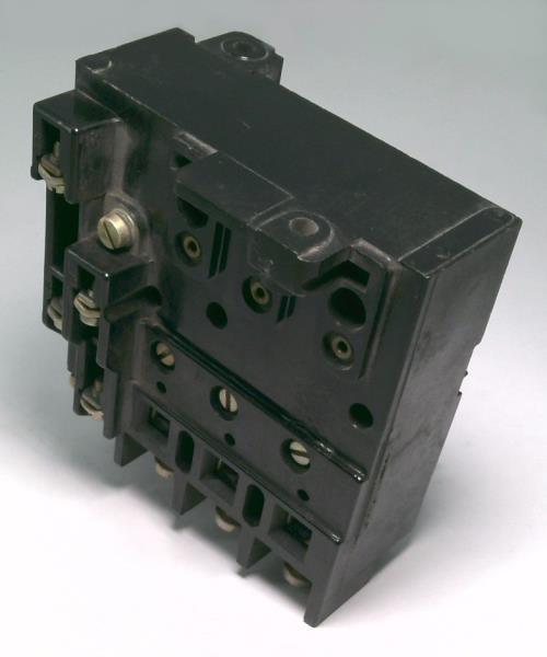 SIEMENS 3UA4200-7AV