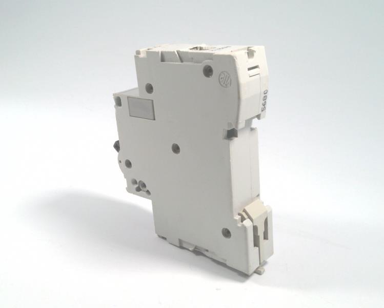 SCHNEIDER ELECTRIC 25590