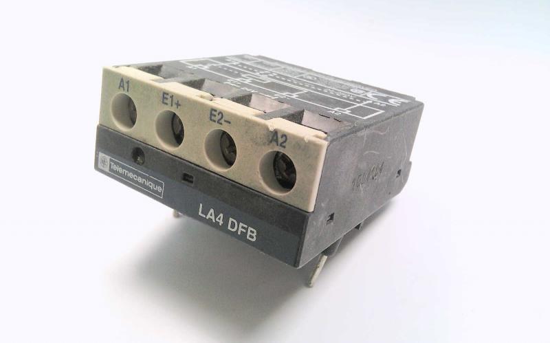 SCHNEIDER ELECTRIC LA4DFB