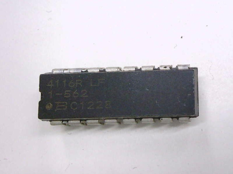 BOURNS 4116R-1-562LF