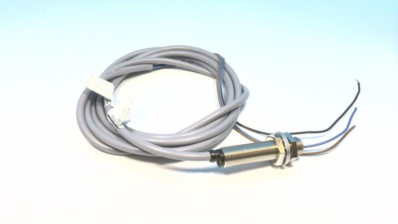 BALLUFF BES-516-325-SA-15