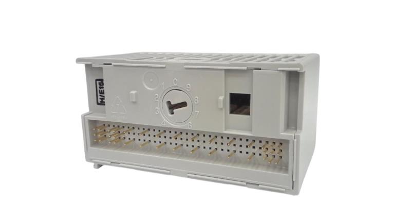 ALLEN BRADLEY 1794-IA8 ALLEN BRADLEY 1794-IA8