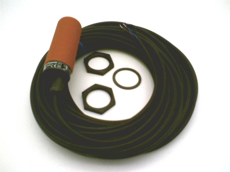 SCHMERSAL IFL 15-300L-10TP-1761 15,0M