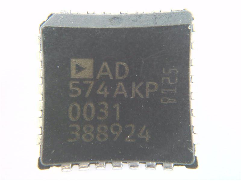 ANALOG DEVICES AD574AKP