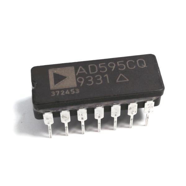 ANALOG DEVICES AD595CQ