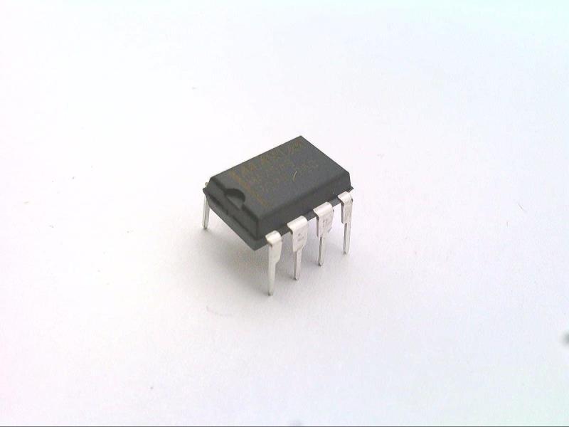 ANALOG DEVICES LT1054CN8