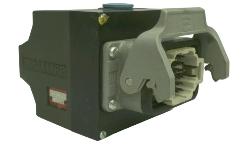 BNS 813-X518-B06-L12-61-A-22-06 par BALLUFF