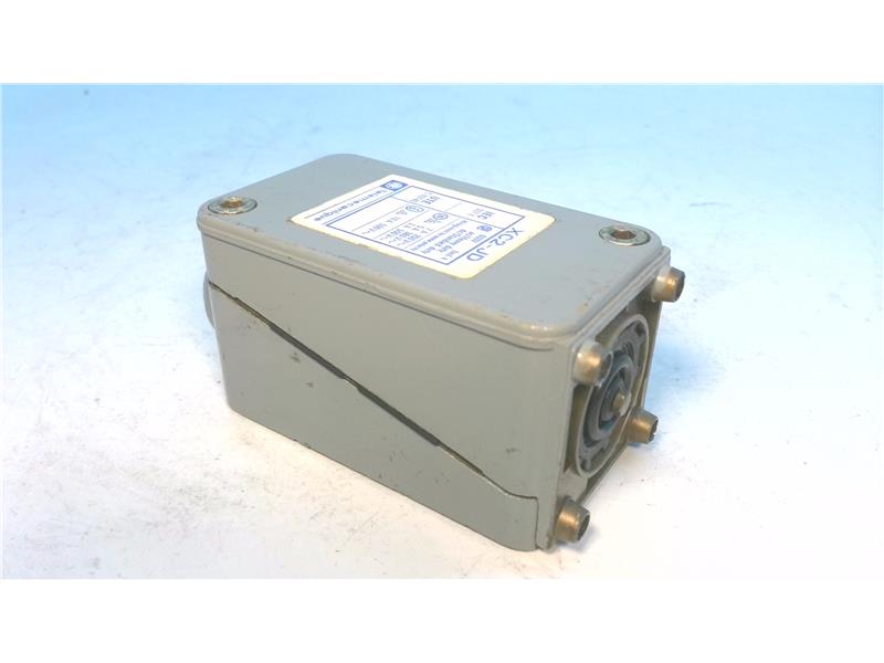 TELEMECANIQUE SENSORS ZC2JD28
