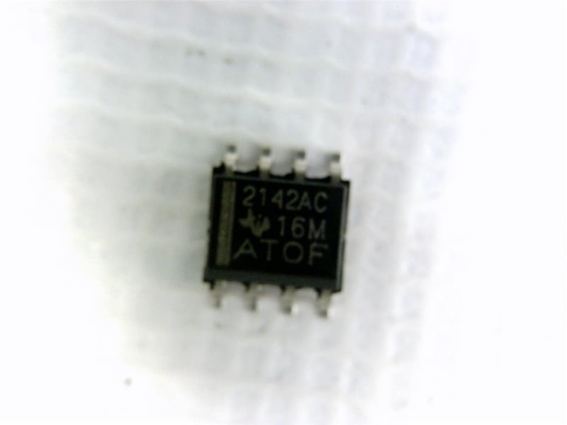 TEXAS INSTRUMENTS SEMI TLE2142ACD