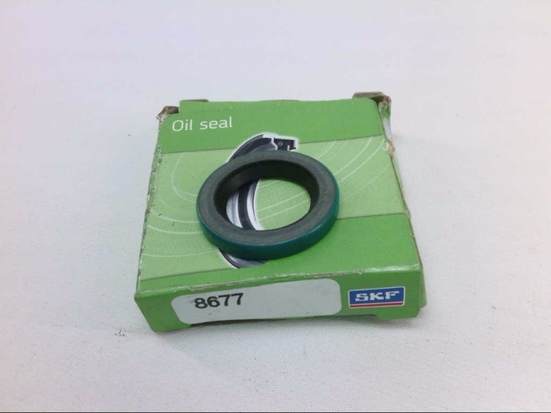SKF 8677