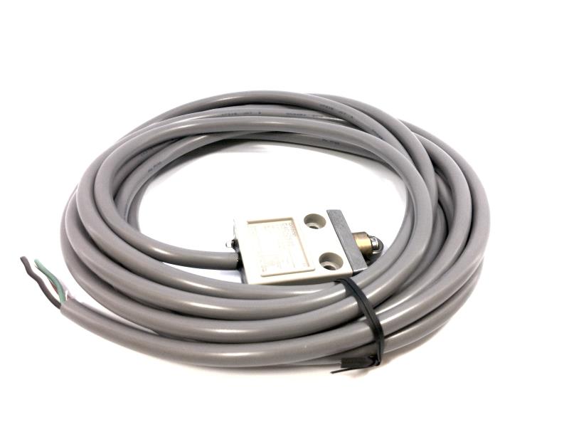 OMRON D4C-2502
