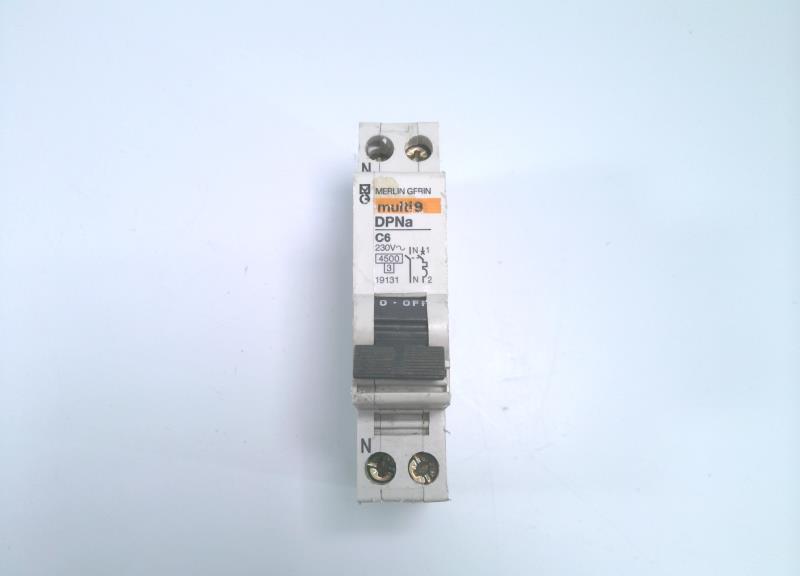SCHNEIDER ELECTRIC 19131