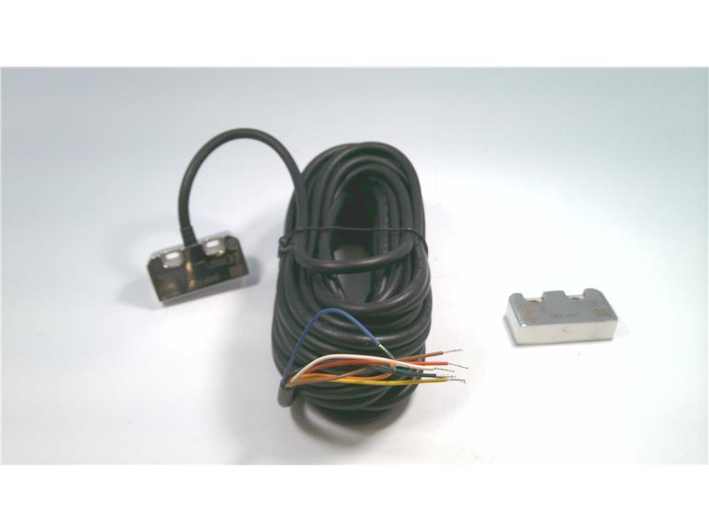OMRON D40P-SMC-21-10