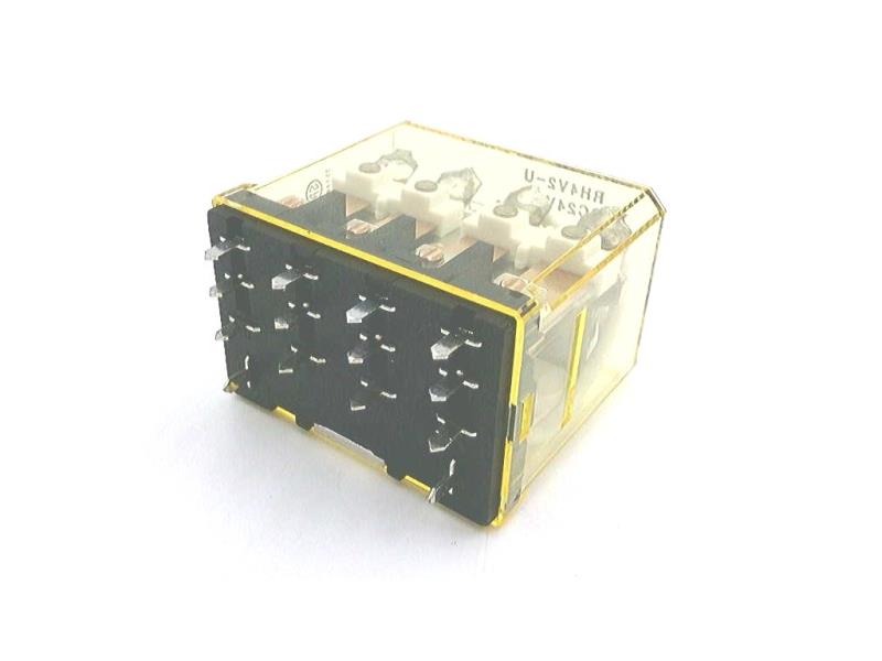 IDEC RH4V2-UDC24V