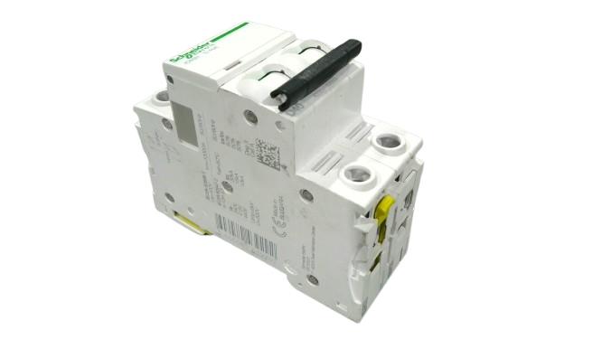 A9F08240 by SCHNEIDER ELECTRIC