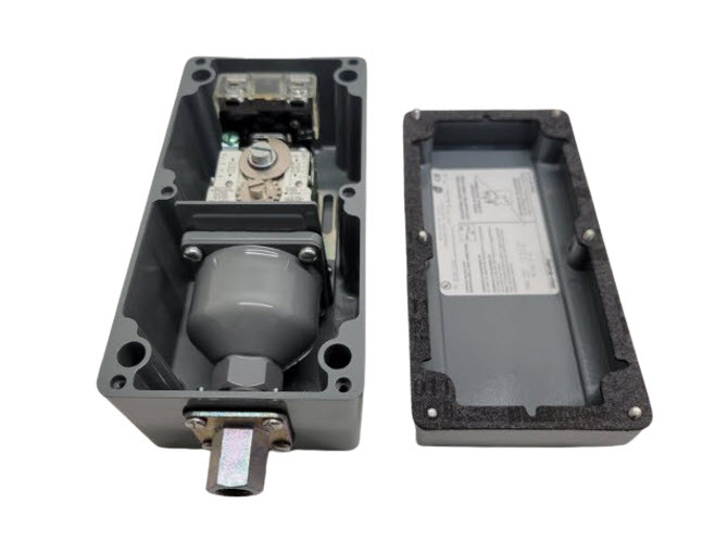 ALLEN BRADLEY 836-C3J