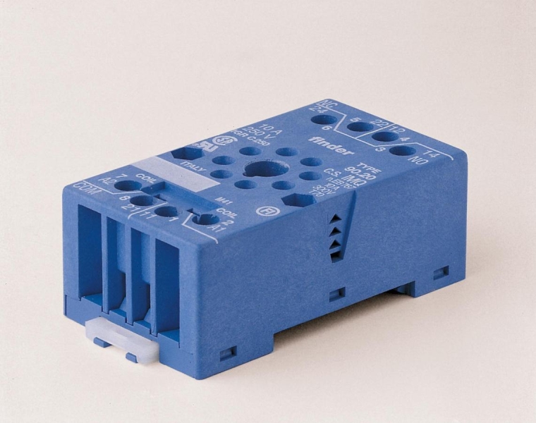 90.20.SMA par FINDER