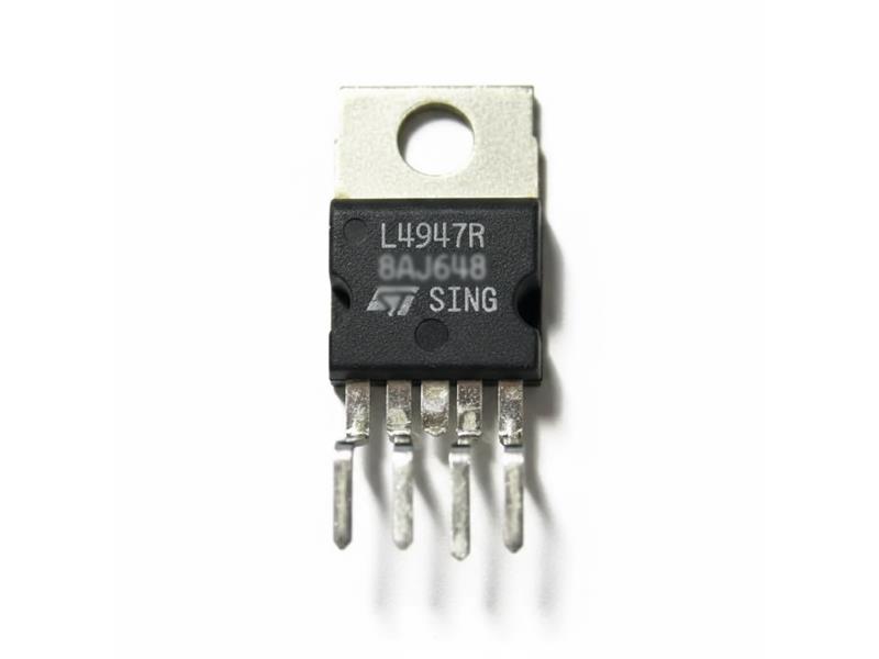 ST MICRO L4947R