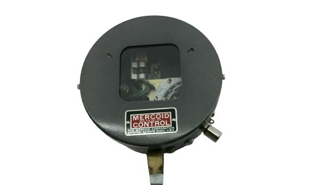 DWYER DS-231-3-R-4
