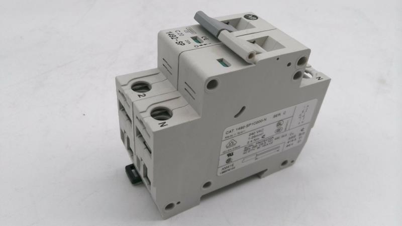 ALLEN BRADLEY 1492-SP1C200-N