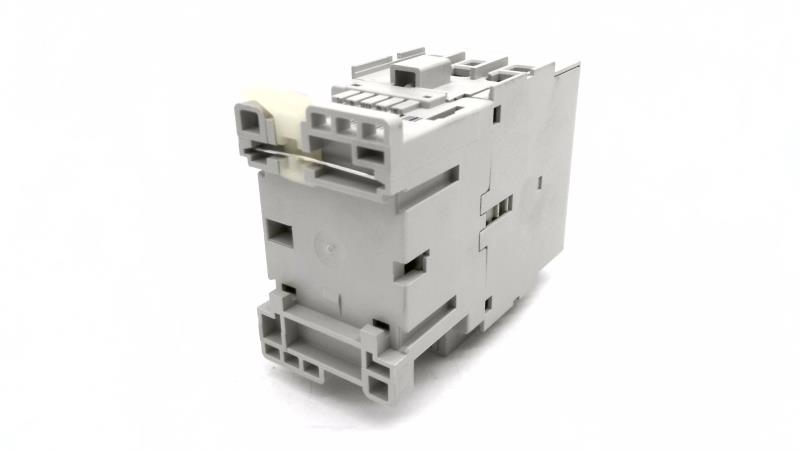ALLEN BRADLEY 100-C30KN00