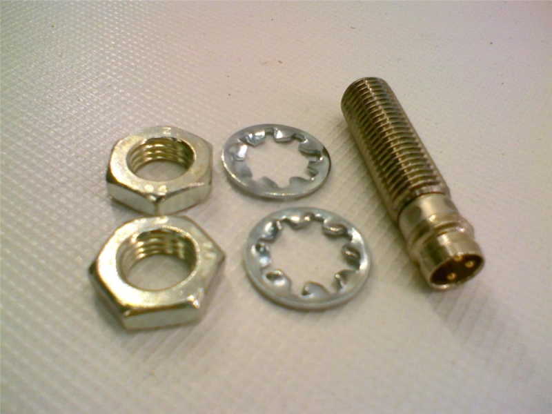 BALLUFF BES 516-324-SA56-E5-C-S49
