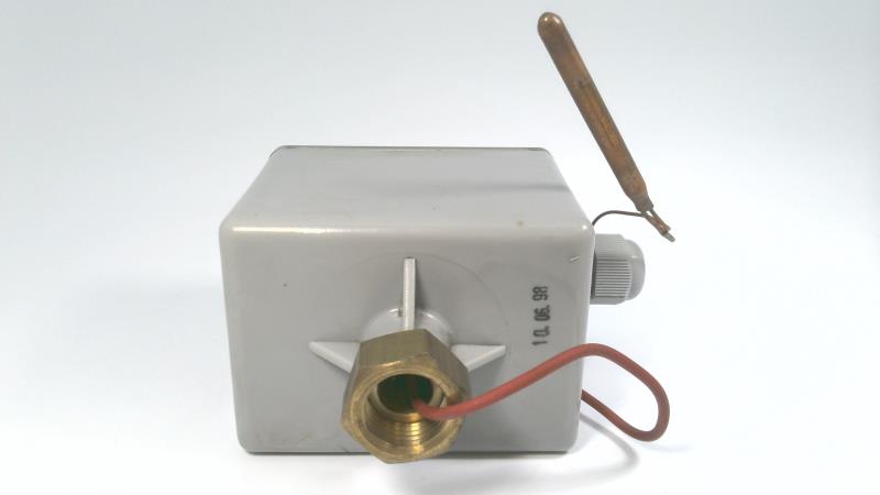 TR12-K1-AB31-32 Temperature/Process Control by GOLDAMMER