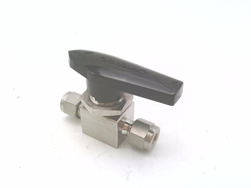 SWAGELOK SS-43S4-P