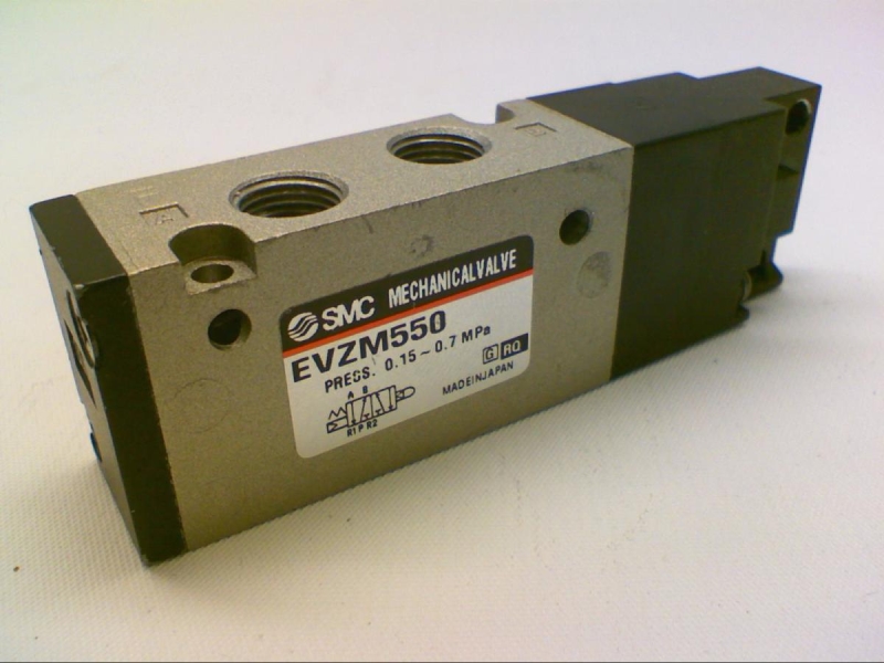 SMC EVZM550-F01-00