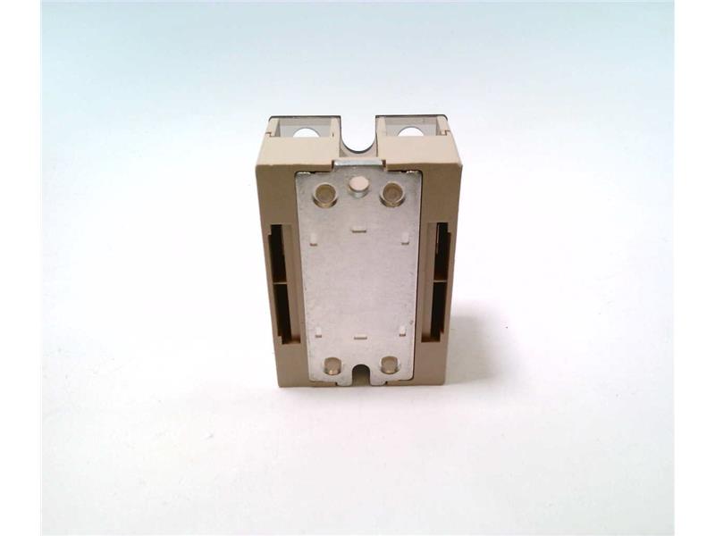OMRON G3NA-210B-UTU 5-24VDC