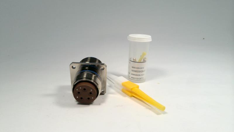 AMPHENOL MS3450L18-11P